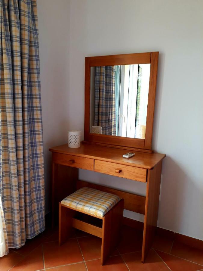 Aparte Wohnung Mit Sudterrasse Am Park 塔维拉 外观 照片